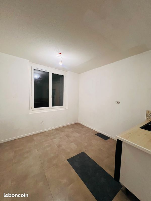 Appartement 1 pièce 18 m² · à Béziers · 18 m² · 450 €/mois