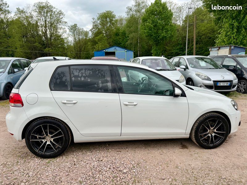 Volkswagen golf 6 1.4l tsi 160cv finition carat 300.000kms 05/2011 phares bi-xenon gps europe ecran tactile camera de recul (image 5)