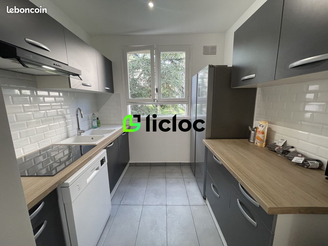 Appartement 5 pièces 83 m² · à Créteil · 83 m² · 590 €