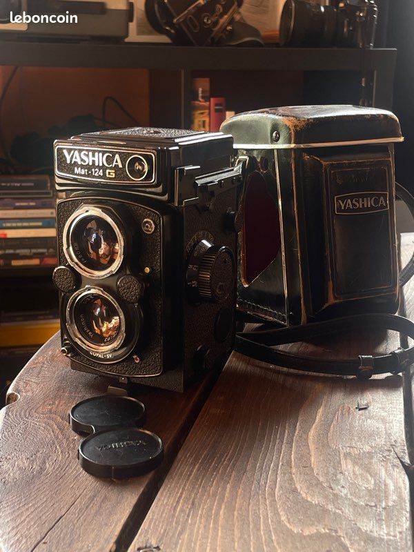 Appareil Photo Yashica Mat 124G TLR 6x6 Argentique - Noir, Très Bon état Visuel