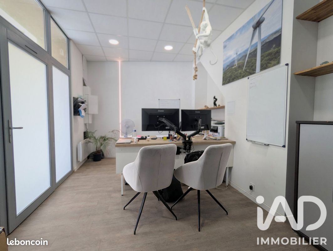 Parking 112 m² · à Béziers · 112 m² · 79 000 €