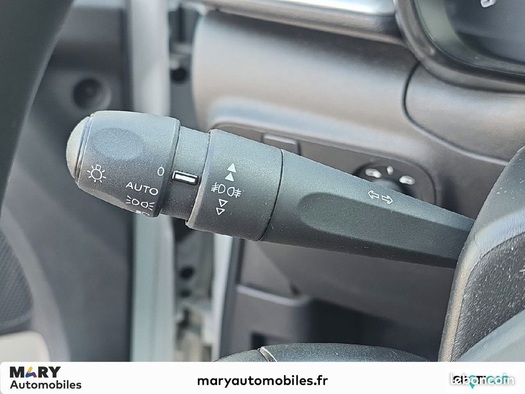 CITROEN C3 PureTech 83 S&S BVM5 Feel Business (image 21)