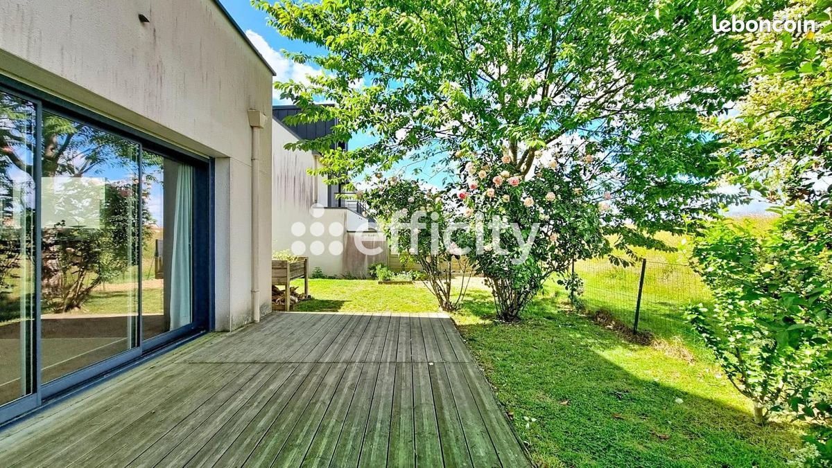 Maison 8 pièces 196 m² · à Saint-Grégoire · 196 m² · 699 800 €