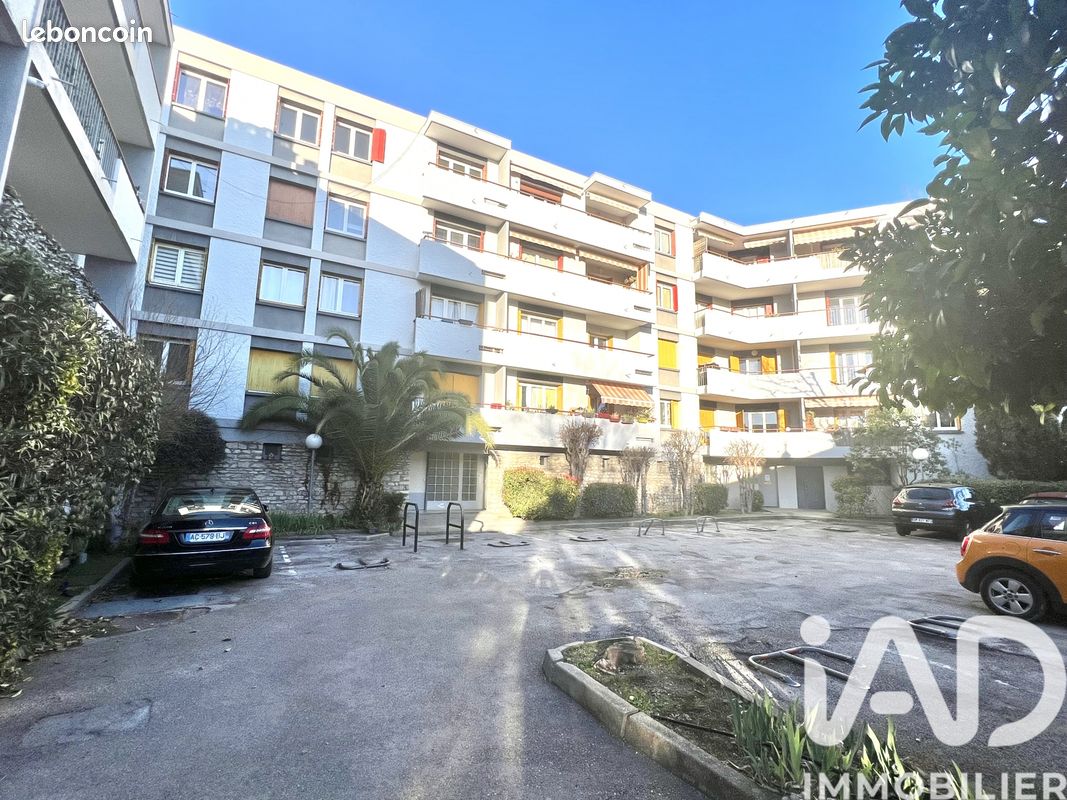 Appartement 3 pièces 54 m² · à Nîmes · 54 m² · 88 000 €