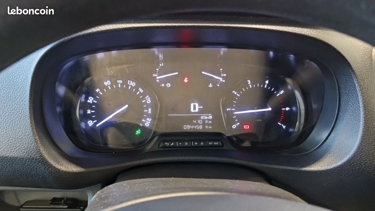 Citroën Jumpy m bluehdi 120 ss bvm6 driver 300 nm (image 26)
