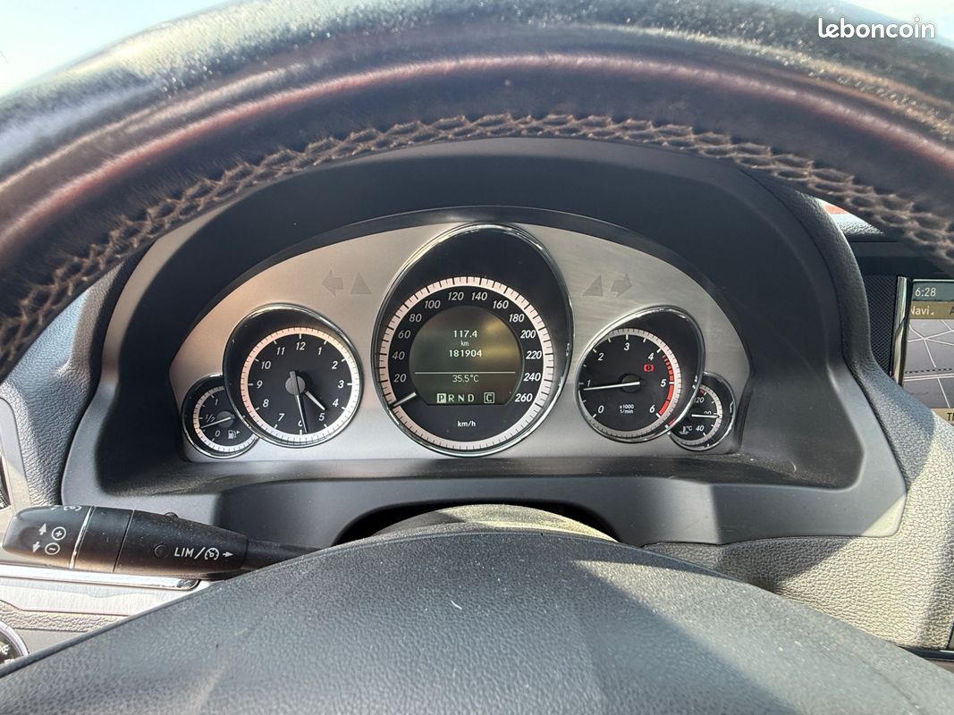 MERCEDES-BENZ CLASSE E COUPE 2.2 220 CDI 170 7G-TRONIC BVa (image 23)