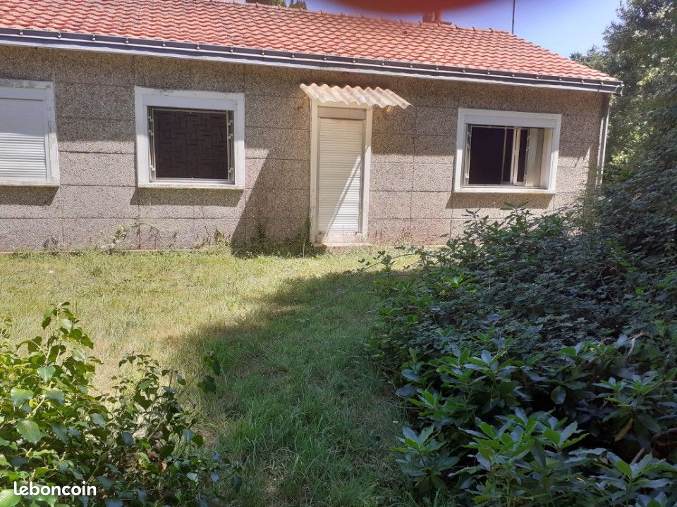 Maison 6 pièces 100 m² · à Sautron · 100 m² · 220 000 €