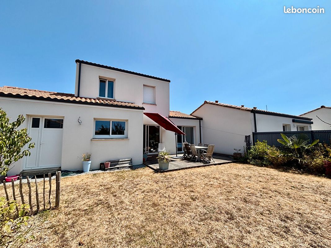 Maison 5 pièces 107 m² · à Saint-Hilaire-de-Riez · 107 m² · 1 100 €