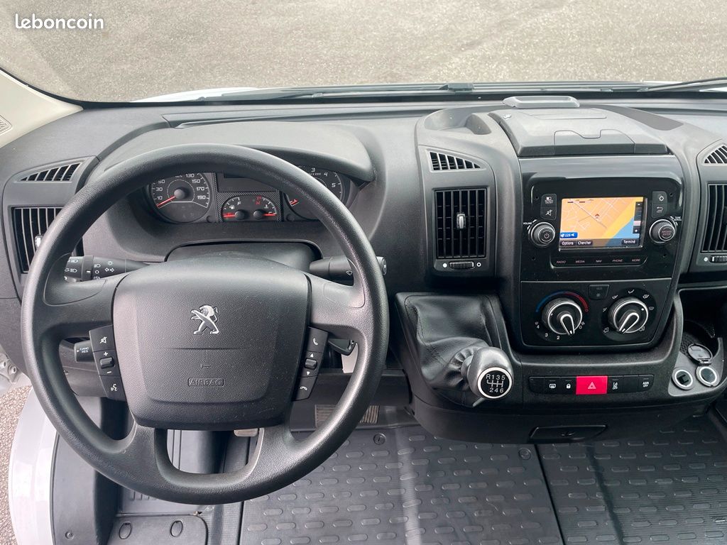 Peugeot BOXER L2H2 2.2 BLUEHDI 140CH ASPHALT - 2022 (image 10)