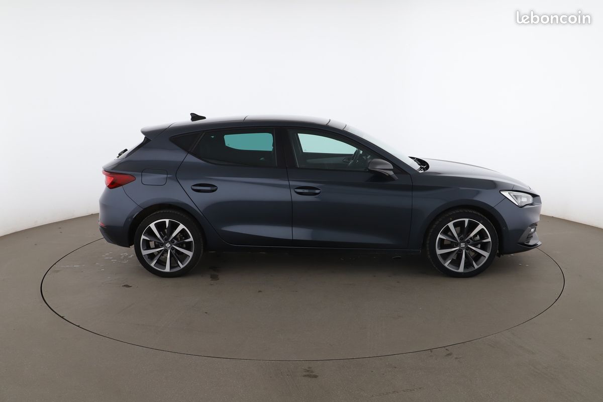 Seat Leon 1.4 TSI e-HYBRID FR DSG6 204 ch (image 14)