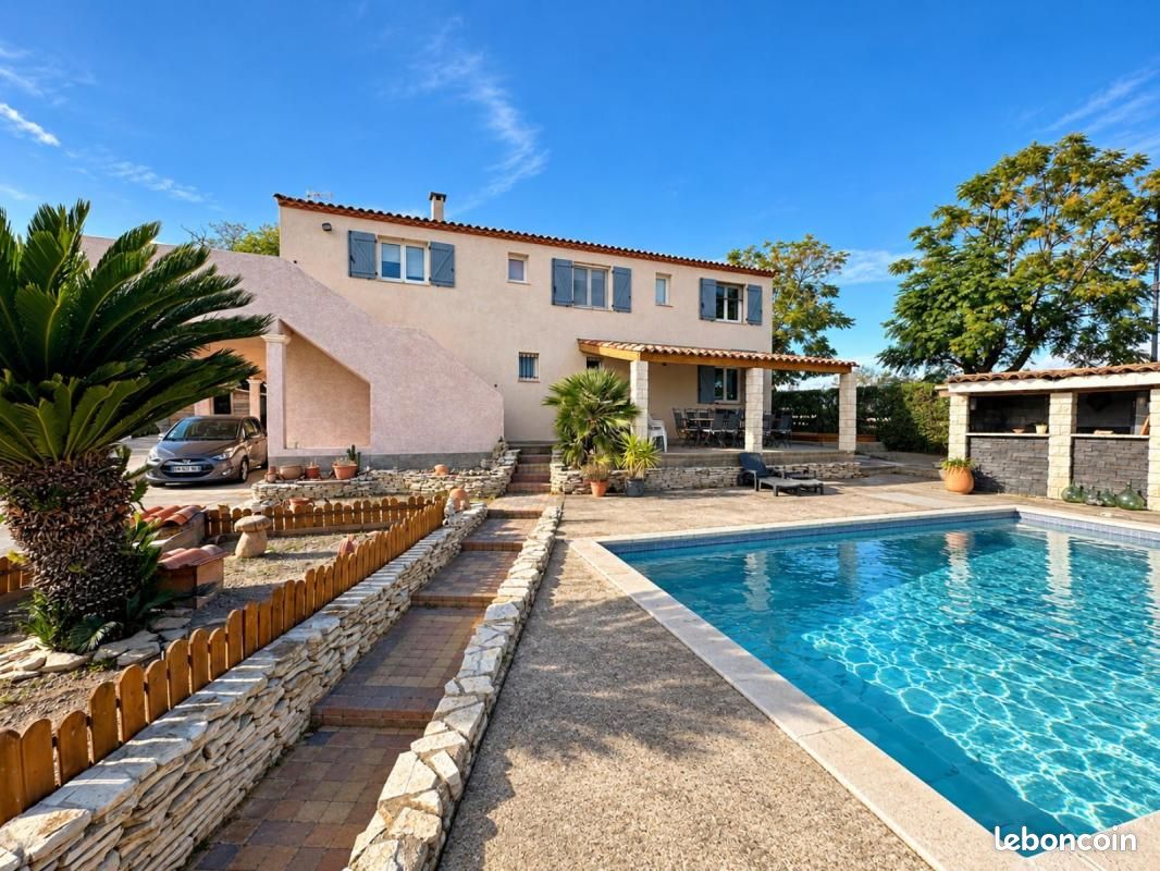 Maison 6 pièces 143 m² · à Montels · 143 m² · 385 000 €