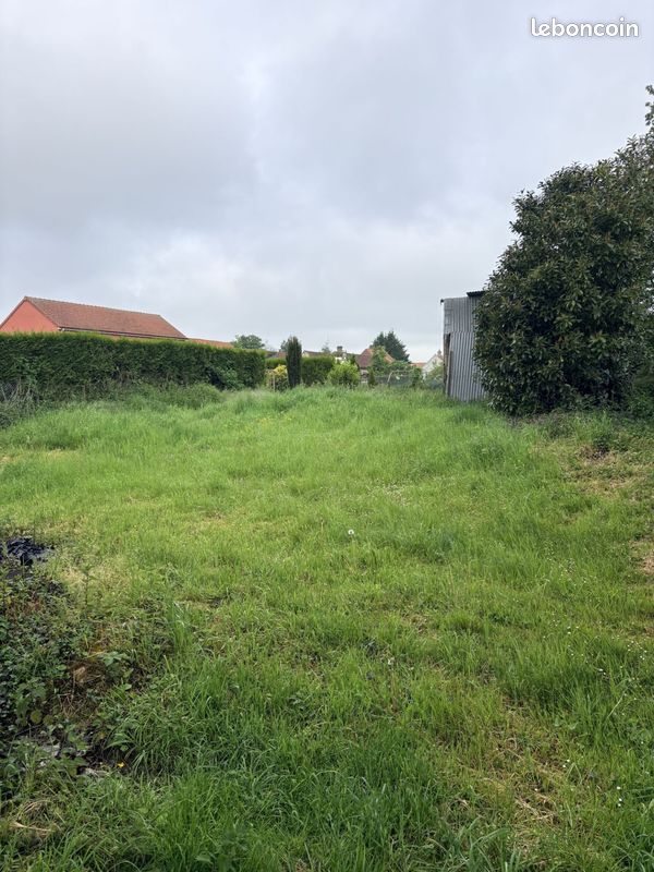 Terrain 665 m² · à Oresmaux · 665 m² · 77 000 €
