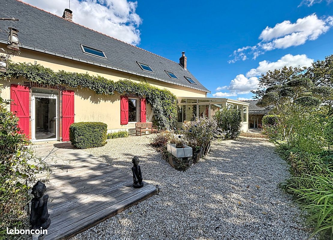 Maison 8 pièces 201 m² · à Erdre-en-Anjou · 201 m² · 399 900 €