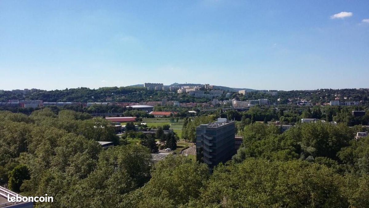 Appartement 2 pièces 52 m² · à Villeurbanne · 52 m² · 811 €