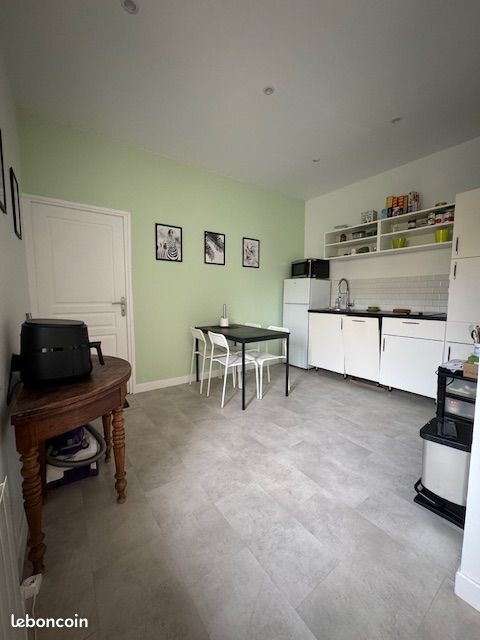 Appartement 3 pièces 50 m² · à Villeurbanne · 50 m² · 498 €