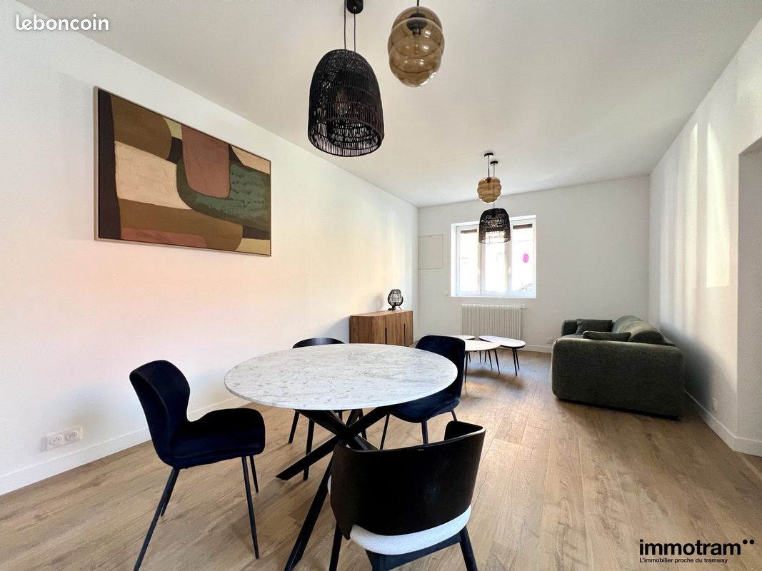 Maison 4 pièces 102 m² · à Mouvaux · 102 m² · 385 000 €