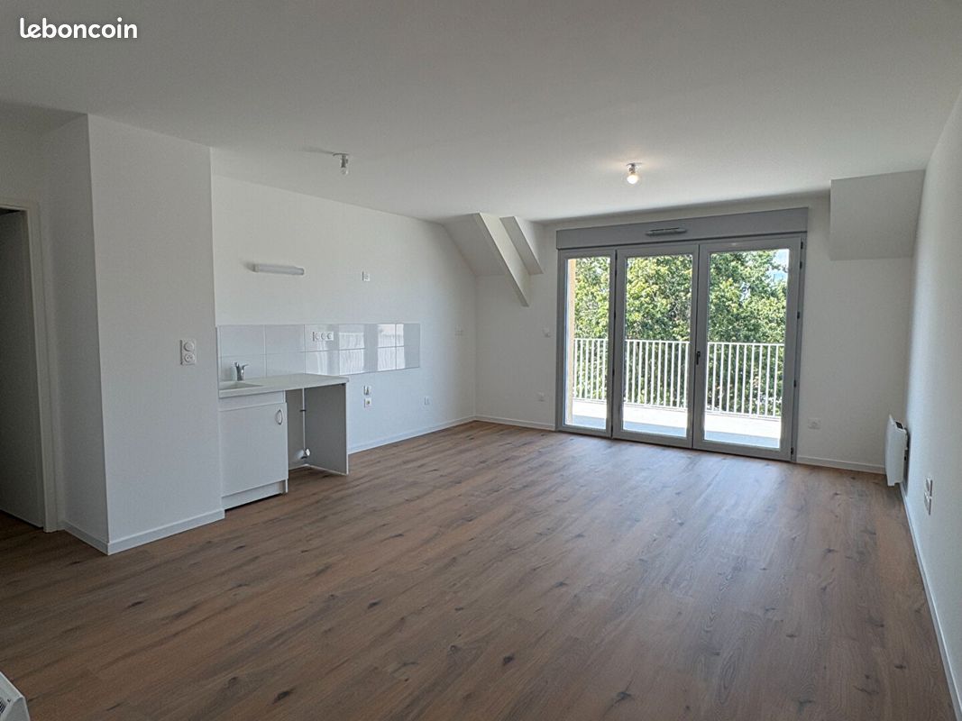 Appartement 4 pièces 84 m² · à Les Ponts-de-Cé · 84 m² · 969 €