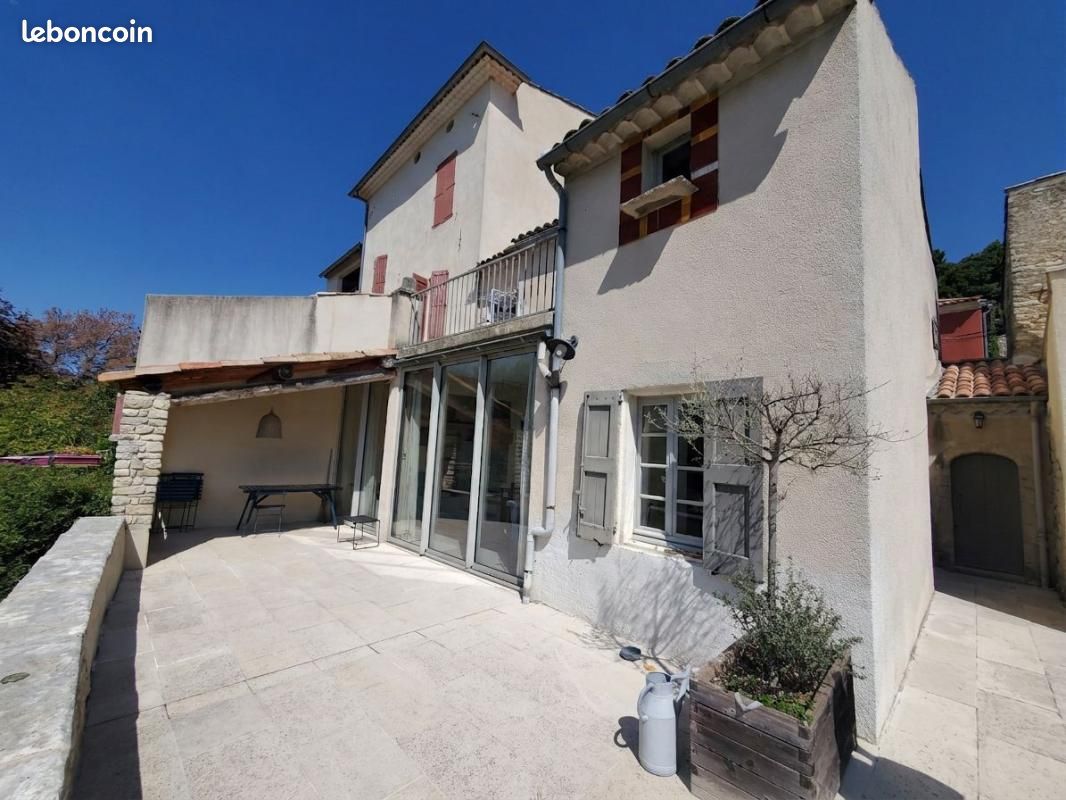 Maison 6 pièces 148 m² · à Saint-Michel-l'Observatoire · 148 m² · 349 500 €