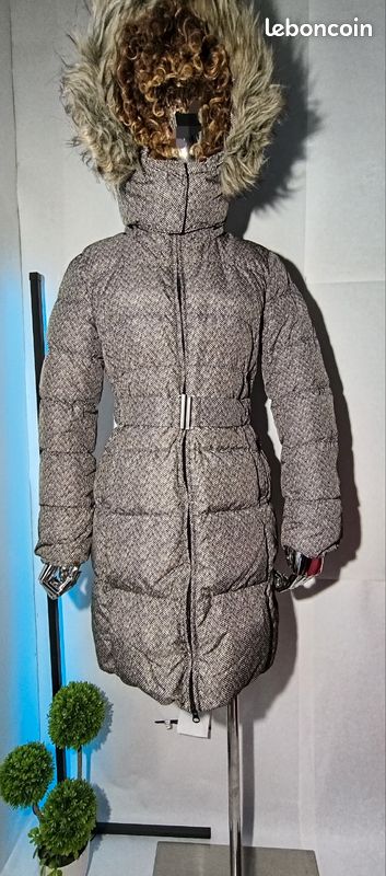 Long Down Parka/Doudoune longue Uniqlo fourrure synthétique et