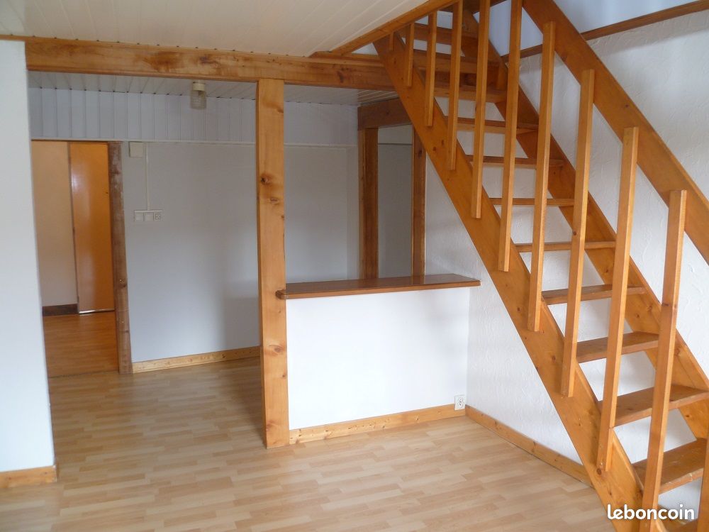 Appartement 3 pièces 100 m² · à Colombier-Fontaine · 100 m² · 485 €