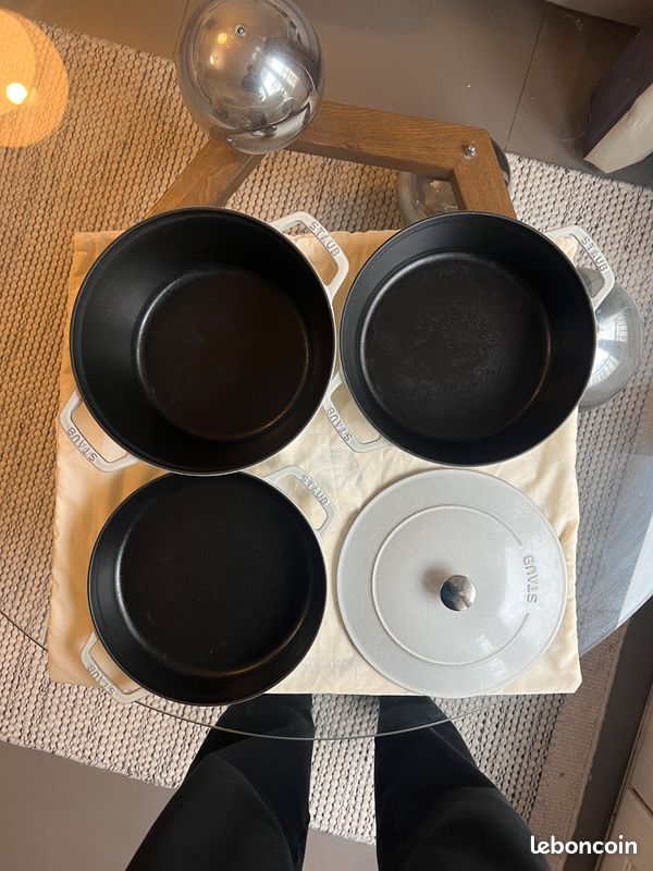 Set de 3 Casseroles Empilables STAUB (image 1)