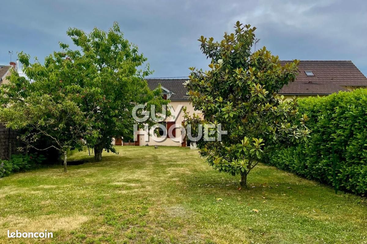 Maison 8 pièces 147 m² · à Paray-le-Monial · 147 m² · 246 750 €