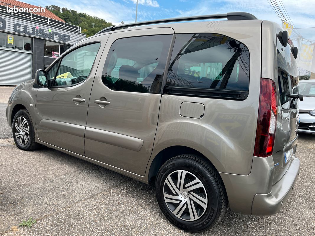 Berlingo 1.6 hdi boite auto 100cv 126.800kms gps clim poss garantie 12 / 26 / 36 mois (image 4)