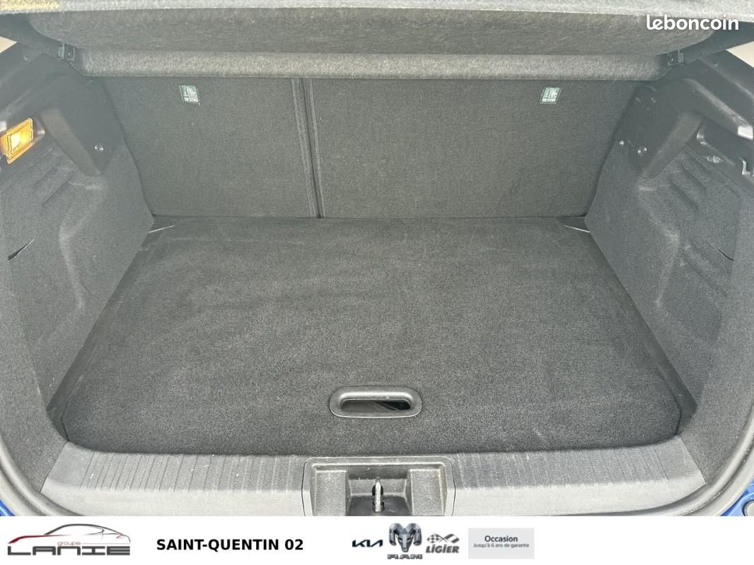 Renault Captur E-Tech 145 - 21 Business (image 14)