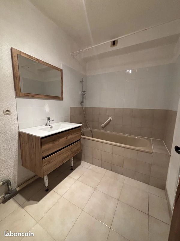 Appartement a louer martigues - 1 pièce(s) - 27 m2 - Surfyn