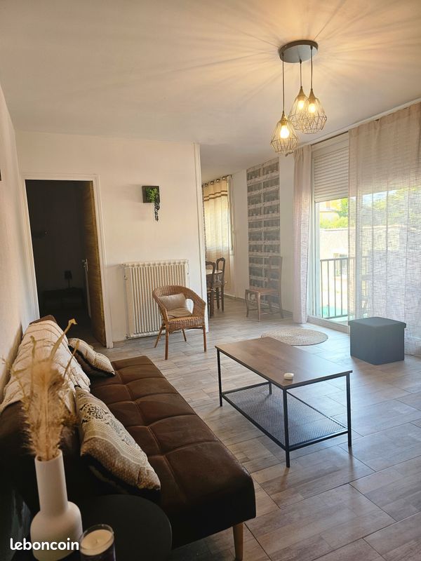 Appartement 4 pièces 69 m² · à Bagnols-sur-Cèze · 69 m² · 800 €