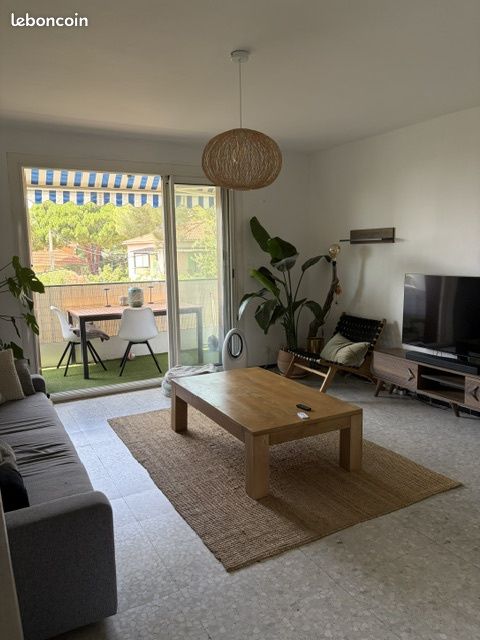 Appartement 3 pièces 65 m² · à Six-Fours-les-Plages · 65 m² · 970 €