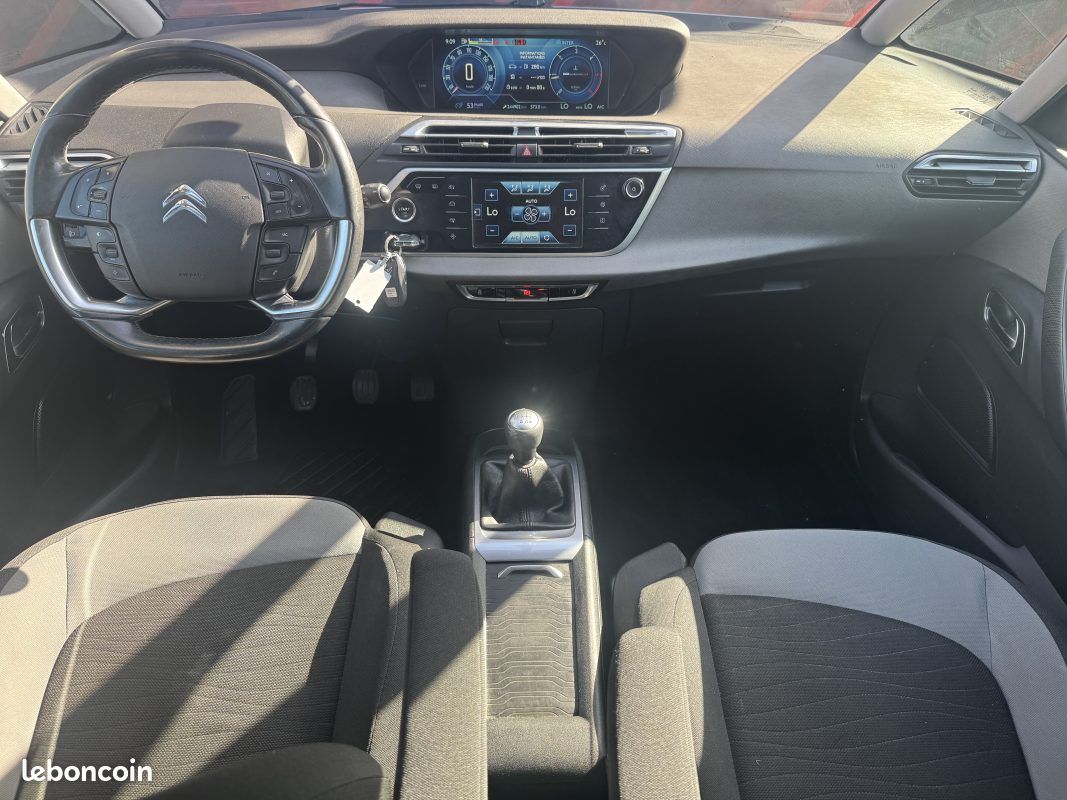Citroen c4 1.6 hdi 115 attraction 2014 (image 16)