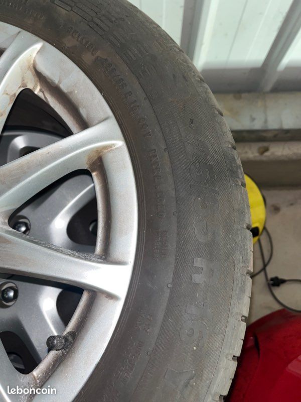 4 pneus jantes audi TT été 225 55 16 (image 3)
