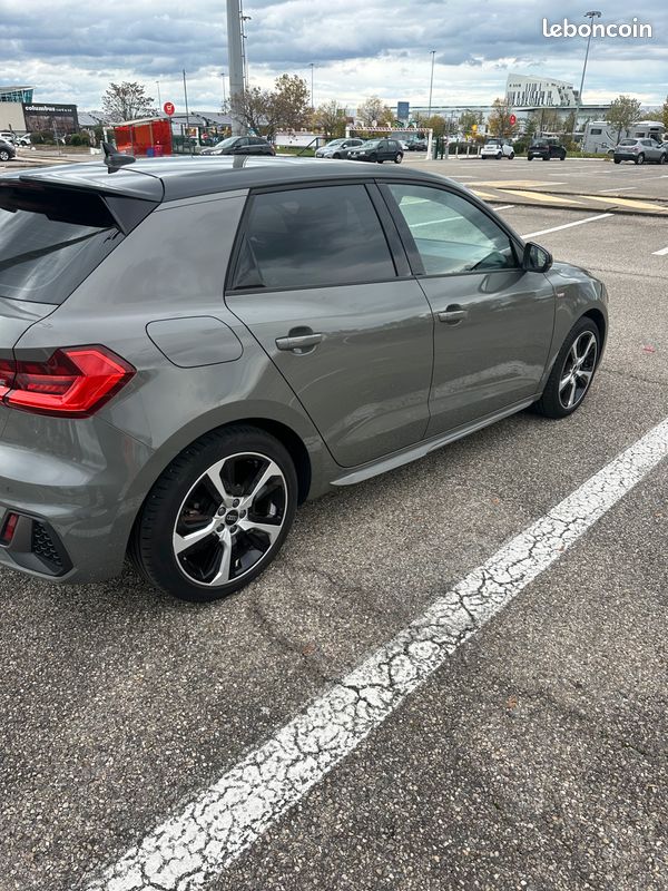 Audi A1 Sportback (image 1)