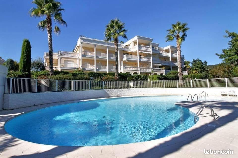 Appartement 3 pièces 83 m² · à Mandelieu-la-Napoule · 83 m² · 1 750 €/mois
