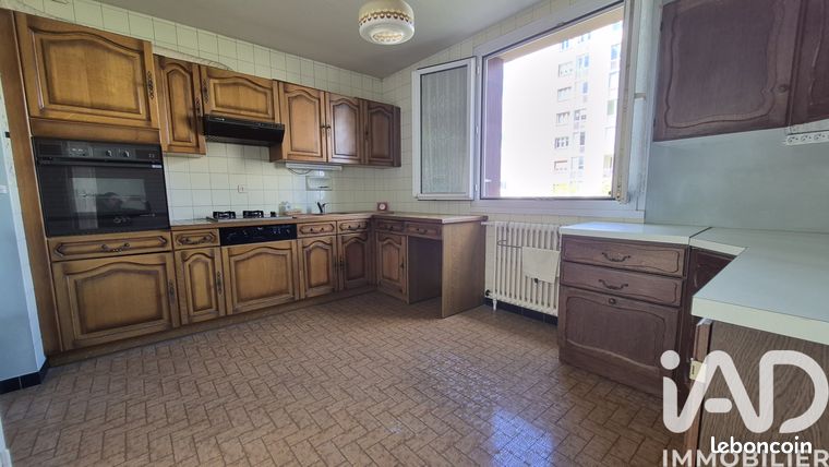 Appartement 5 pièces 117 m² — 1