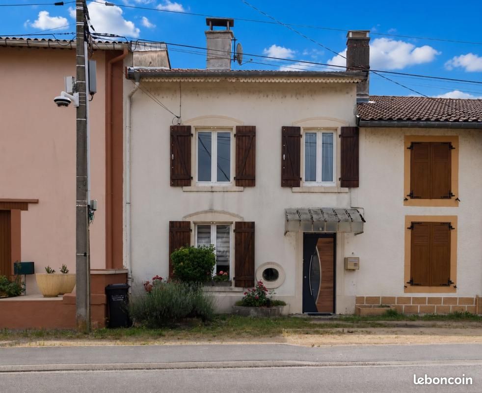 Maison 4 pièces 115 m² · à Sivry-sur-Meuse · 115 m² · 112 000 €