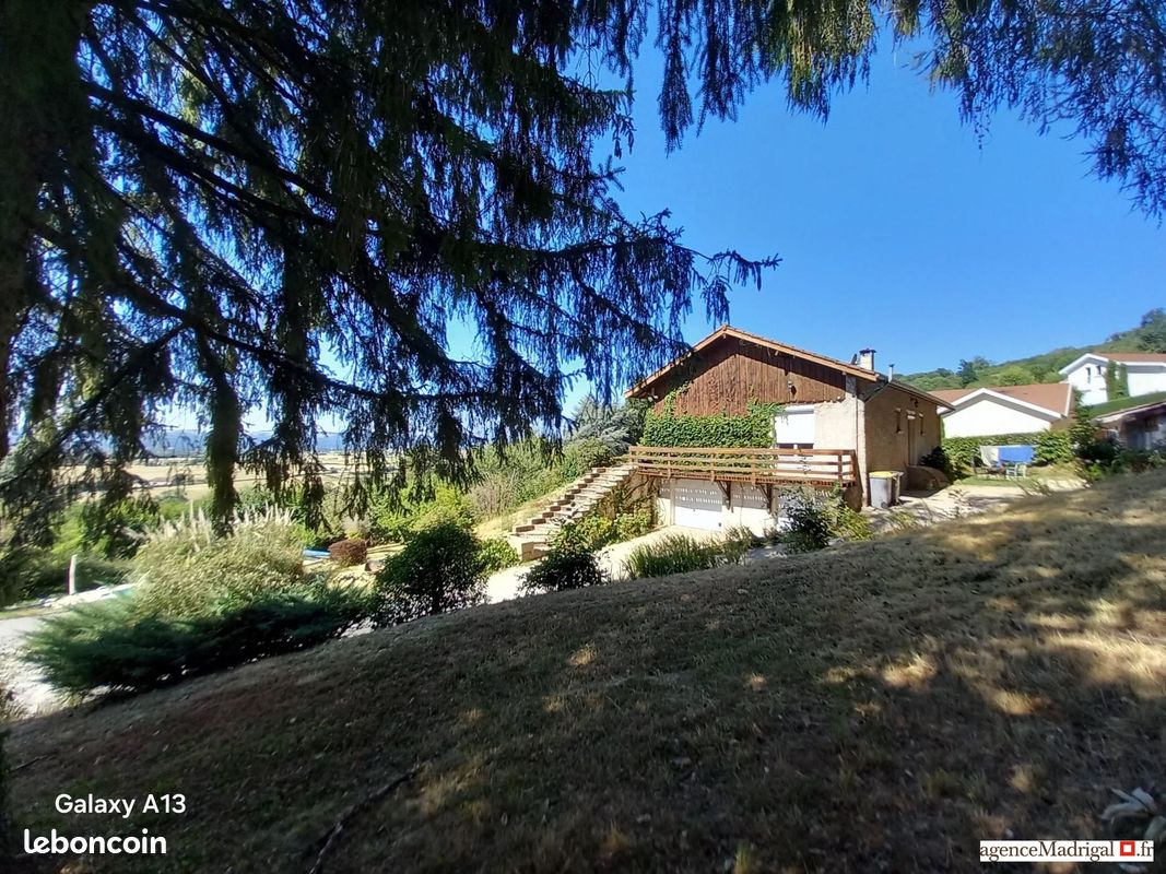 Maison 7 pièces 160 m² · à Le Grand-Lemps · 160 m² · 438 000 €