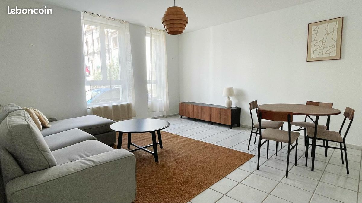Appartement 3 pièces 77 m² · à Saint-Étienne · 77 m² · 675 €/mois