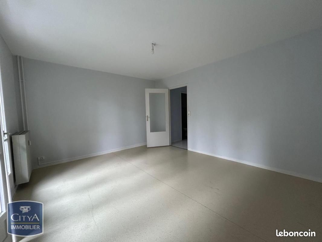 Appartement a louer chateauroux - 1 pièce(s) - 33 m2 - Surfyn