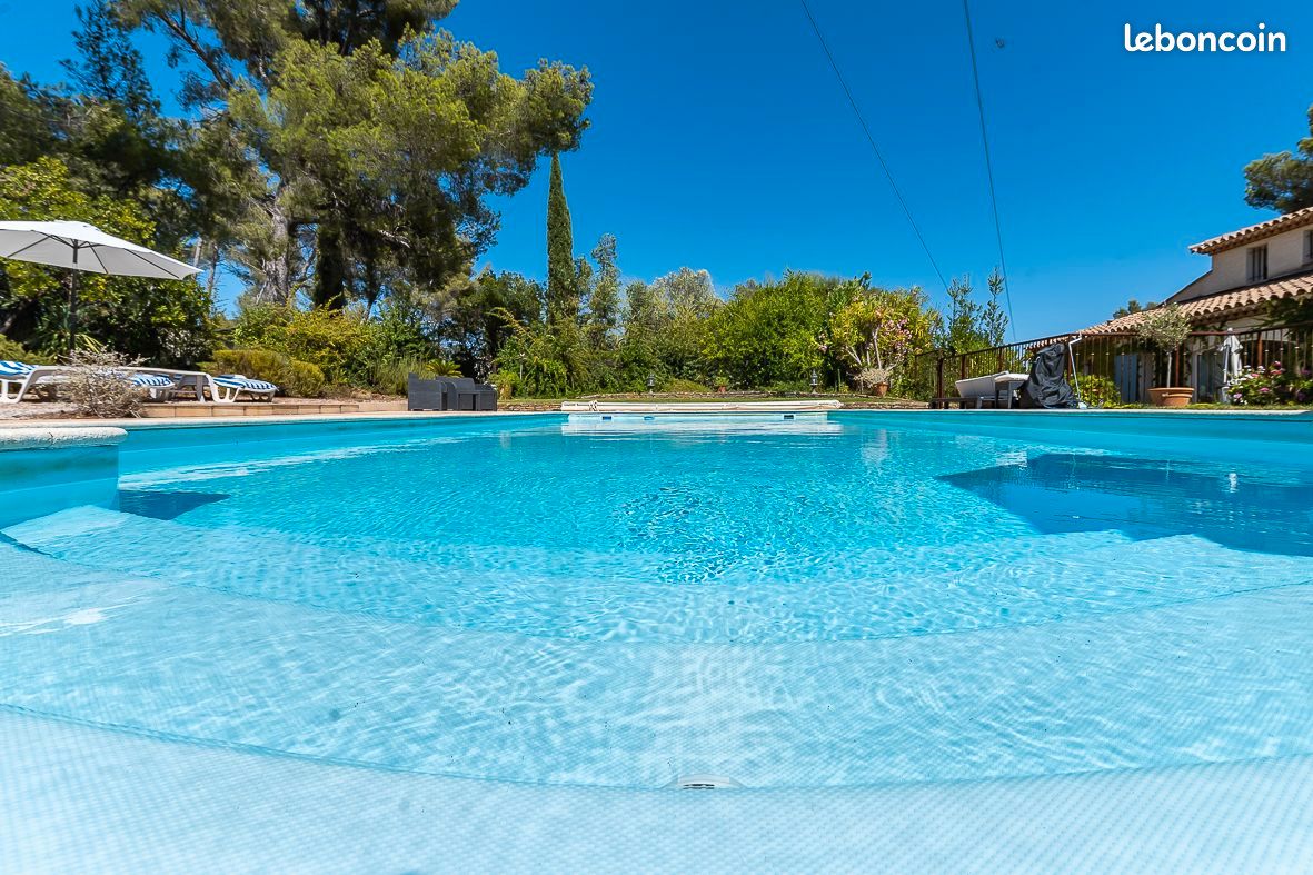 Maison 6 pièces 172 m² · à La Cadière-d'Azur · 172 m² · 800 000 €