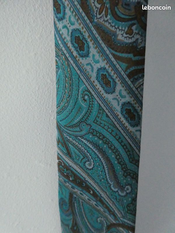 Cravate (image 2)