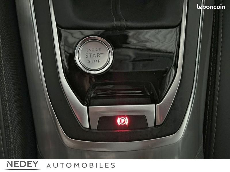 Peugeot 308 1.2 PureTech 130ch S&S Allure (image 23)
