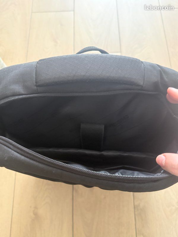 Sac ordinateur American tourister (image 2)