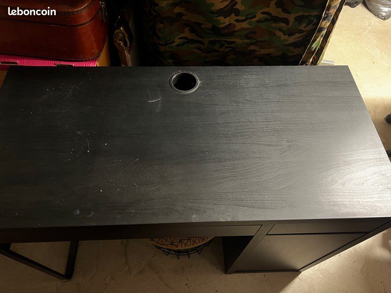 Bureau (image 6)
