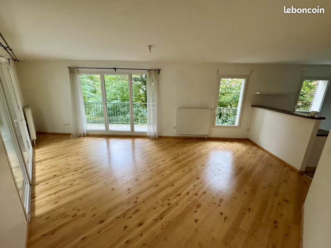 Appartement 4 pièces 90 m² · à Tourcoing · 90 m² · 1 095 €/mois