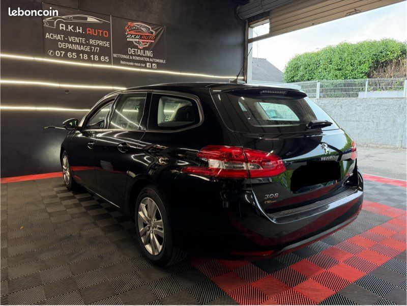 Peugeot 308. 1.6 bluehdi. 120 cv. 5 portes 5 places (image 4)