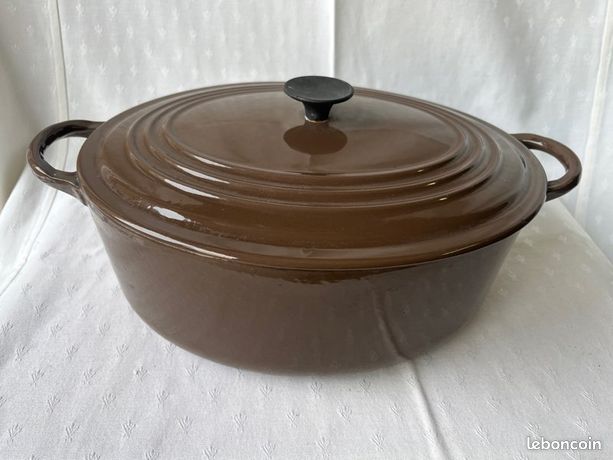 Superbe cocotte en fonte orange LE CREUSET ENZO MARI n°29 TBE