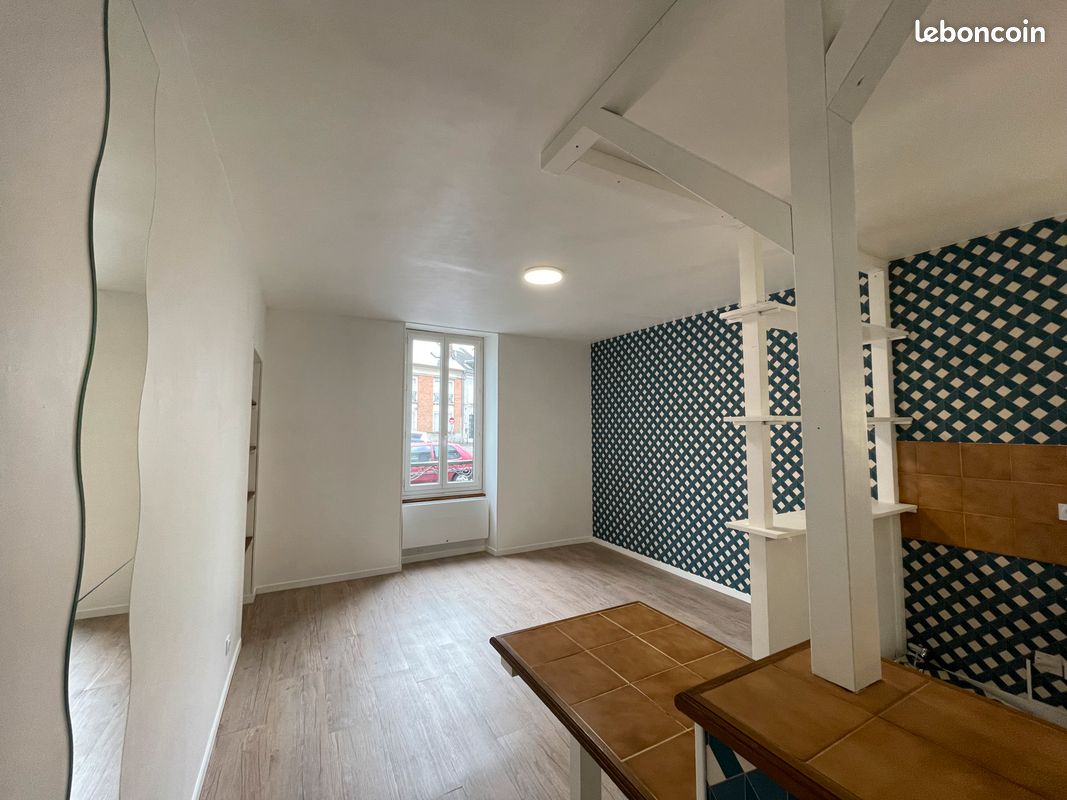 Appartement 1 pièce 31 m² · à Bourges · 31 m² · 465 €