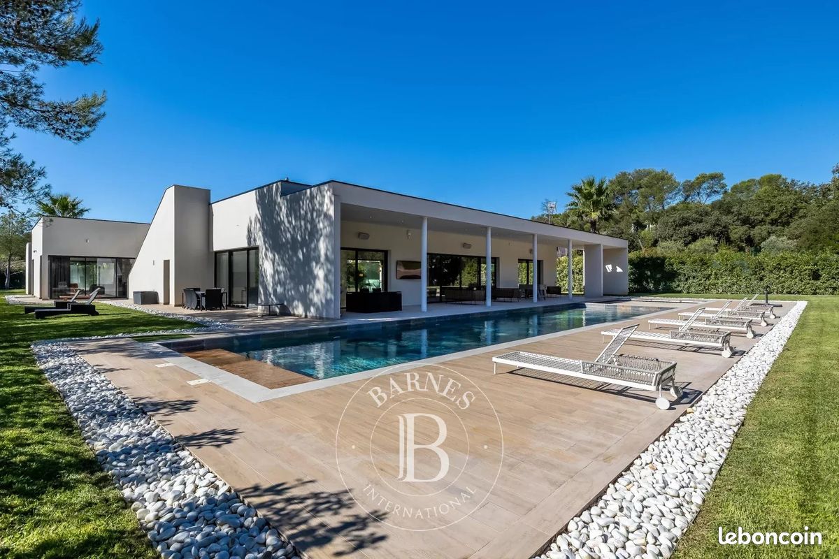 Maison 10 pièces 1300 m² · à Saint-Gély-du-Fesc · 1 300 m² · 6 400 000 €